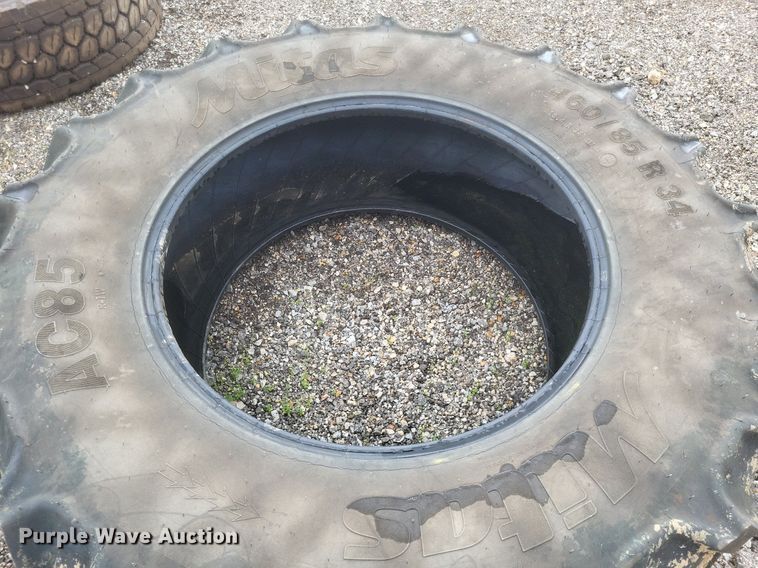 image for item EJ7927 Tires and wheels