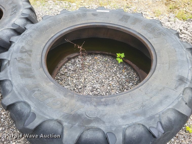 image for item EJ7927 Tires and wheels