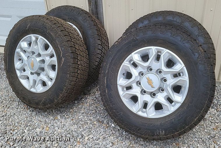 image for item EJ7927 Tires and wheels
