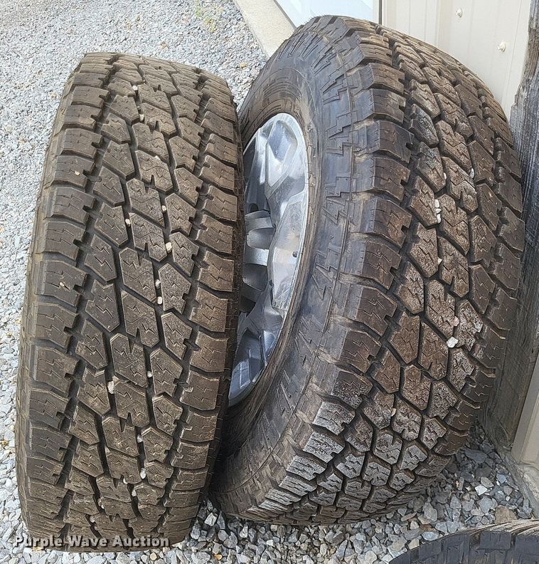 image for item EJ7927 Tires and wheels