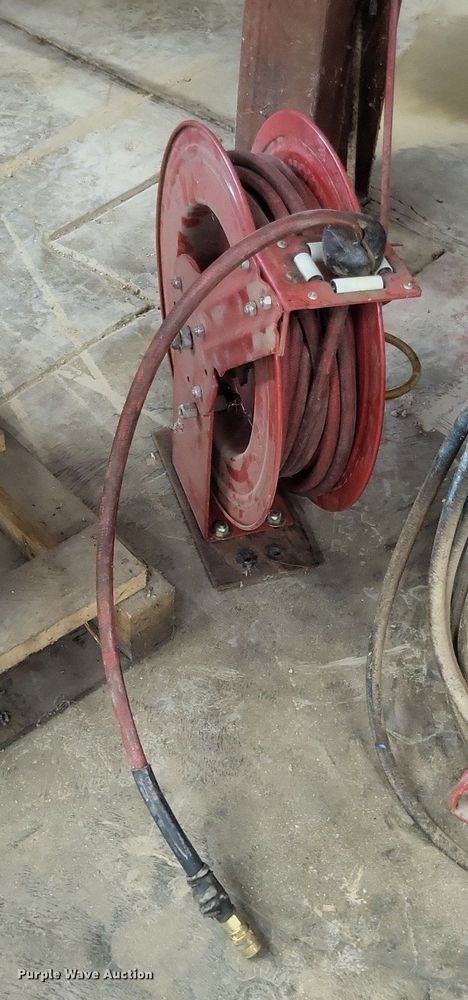 image for item EJ7930 Husky VT631403AJ air compressor