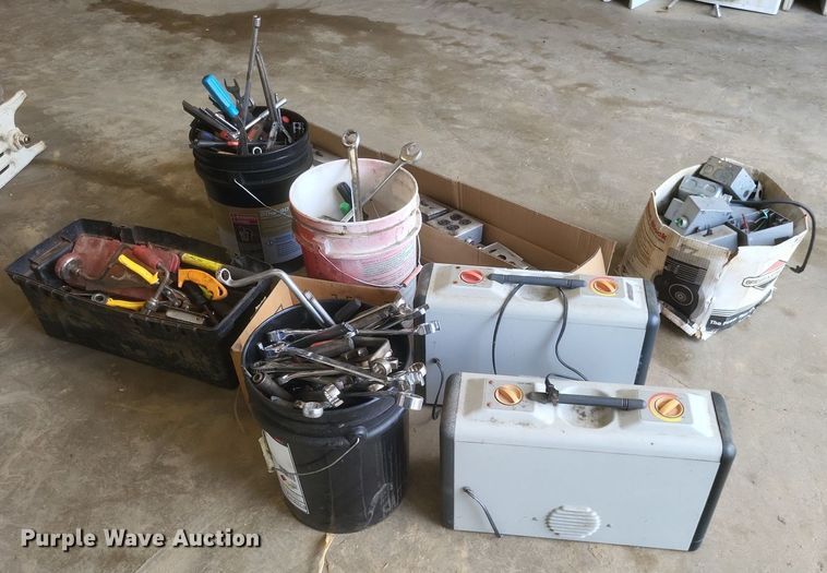 image for item EJ7932 Tools