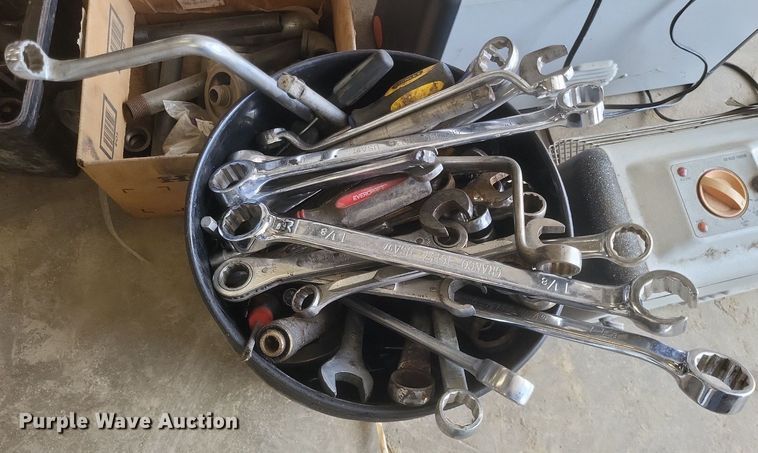 image for item EJ7932 Tools