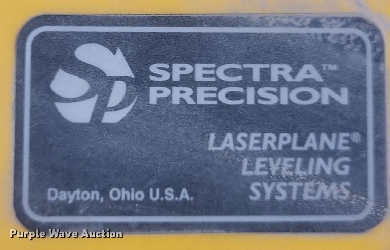 image for item EJ7937 Surveying equipment 