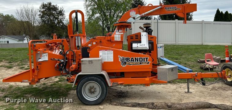 image for item EK4476 2016 Bandit  Intimidator 1390XP wood chipper