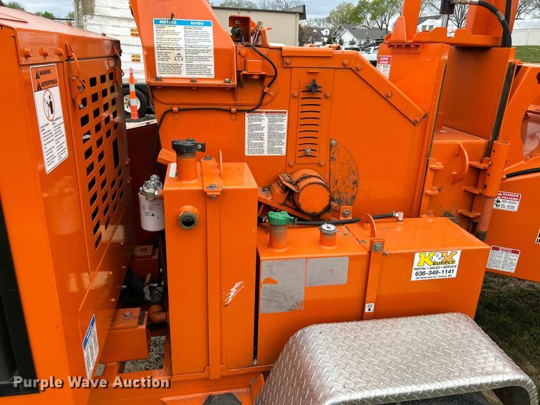 image for item EK4476 2016 Bandit  Intimidator 1390XP wood chipper