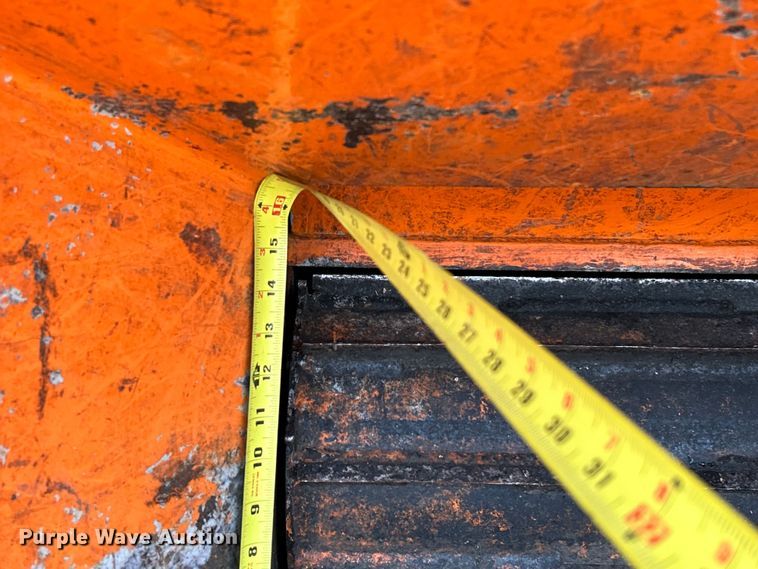 image for item EK4476 2016 Bandit  Intimidator 1390XP wood chipper