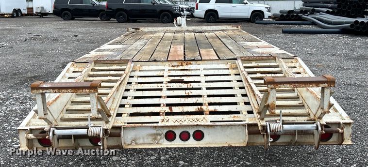 image for item EK4487 2004 Brooks Brothers 0W-7.2KBC-E equipment trailer