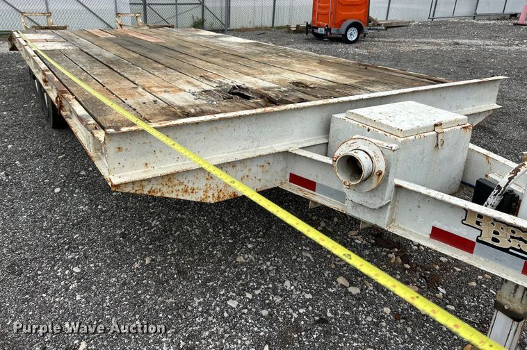 image for item EK4487 2004 Brooks Brothers 0W-7.2KBC-E equipment trailer