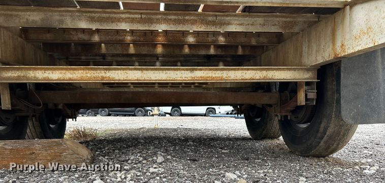 image for item EK4487 2004 Brooks Brothers 0W-7.2KBC-E equipment trailer