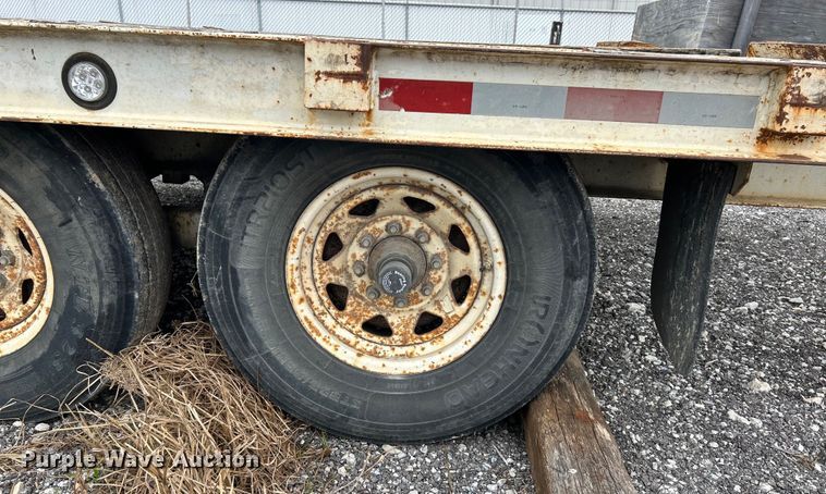 image for item EK4487 2004 Brooks Brothers 0W-7.2KBC-E equipment trailer