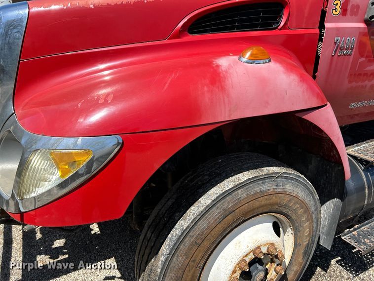 image for item EK4497 2003 International 7400 dump truck