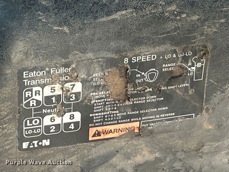 image for item EK4497 2003 International 7400 dump truck