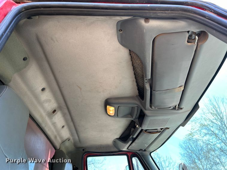 image for item EK4497 2003 International 7400 dump truck