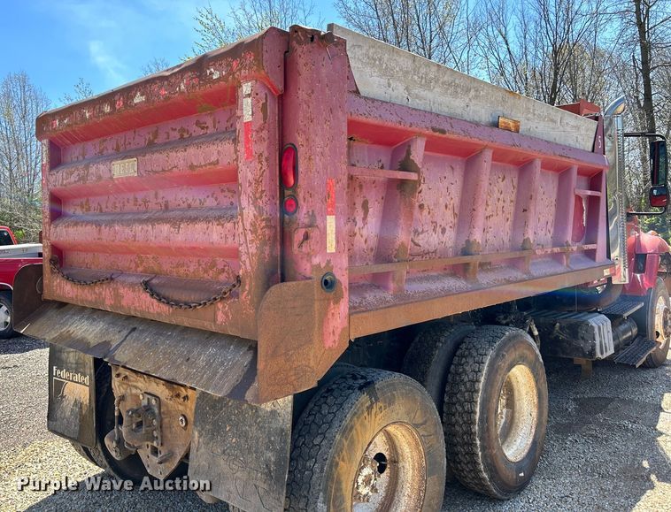 image for item EK4497 2003 International 7400 dump truck