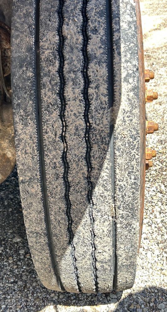 image for item EK4497 2003 International 7400 dump truck