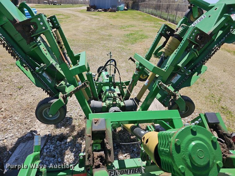 image for item EK5767 John Deere FM2015 batwing finish mower