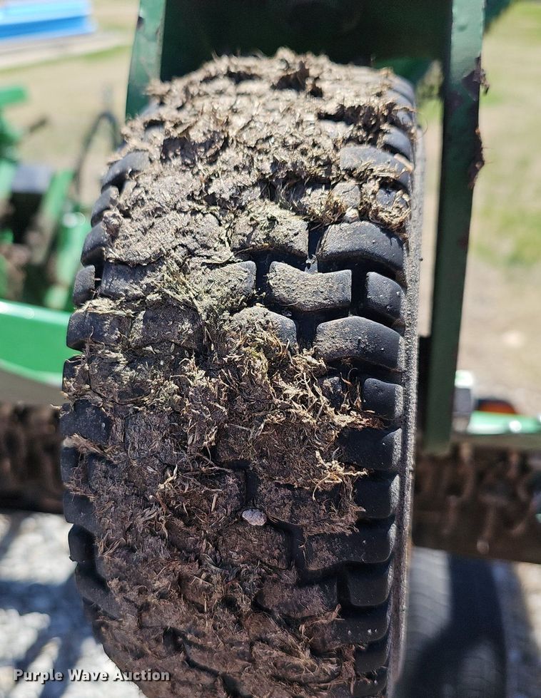 image for item EK5767 John Deere FM2015 batwing finish mower