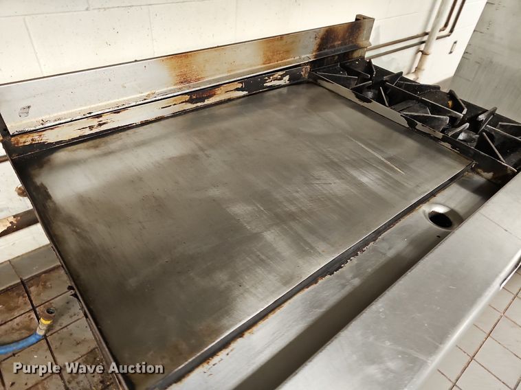 image for item EK5777 Wolf  griddle