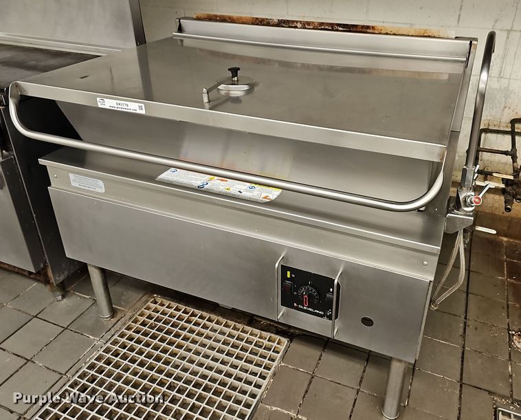 image for item EK5778 Cleveland kettle