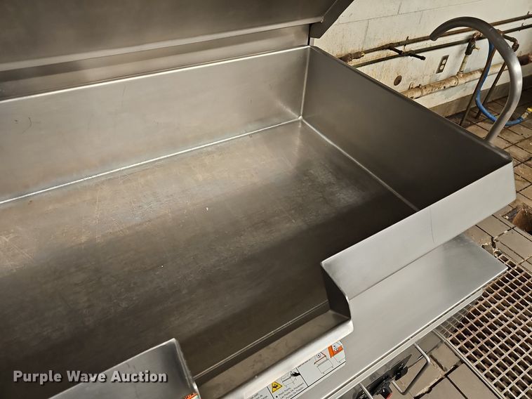 image for item EK5778 Cleveland kettle