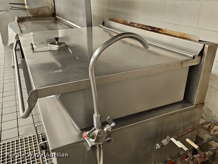 image for item EK5778 Cleveland kettle