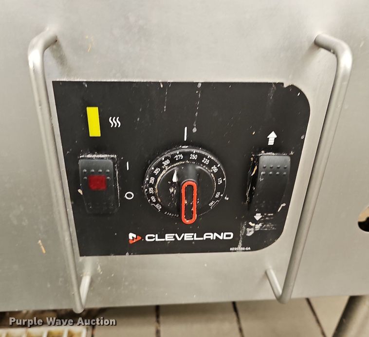 image for item EK5778 Cleveland kettle