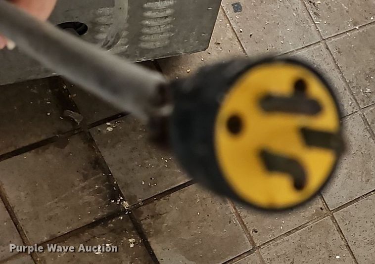 image for item EK5782 (2) Metro PM2X500 warmers