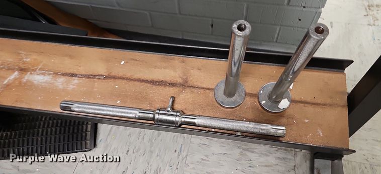 image for item EK5807 Weight lifting equipment 