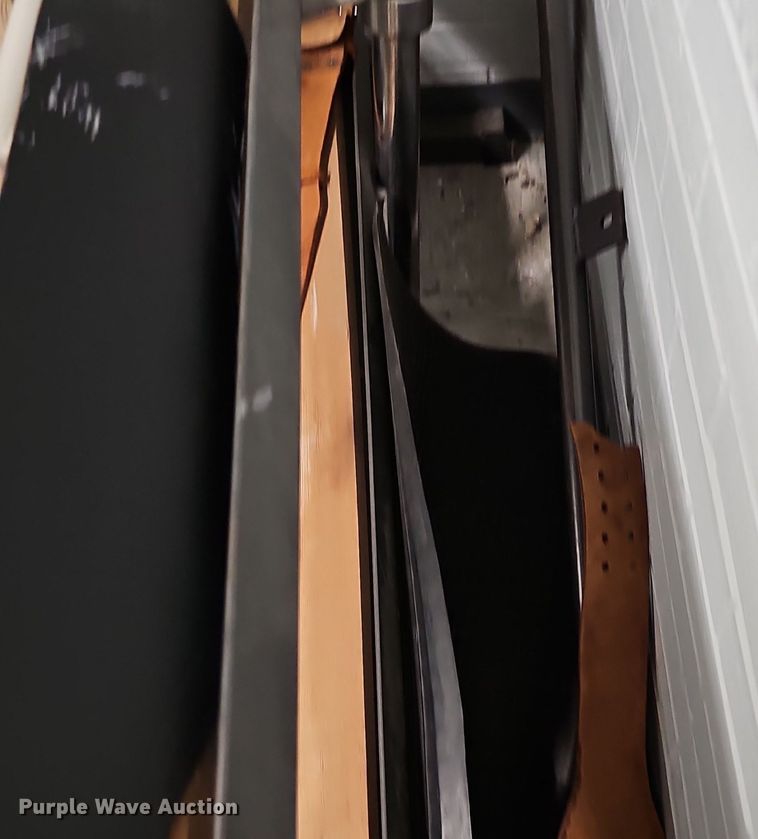 image for item EK5807 Weight lifting equipment 