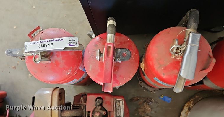 image for item EK5812 (5) fire extinguishers