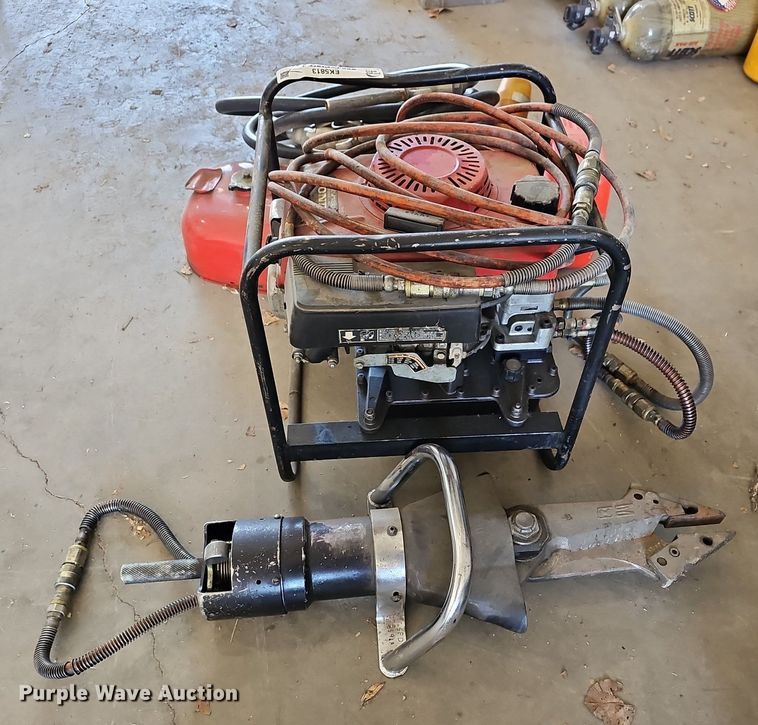 image for item EK5813 Jaws of life