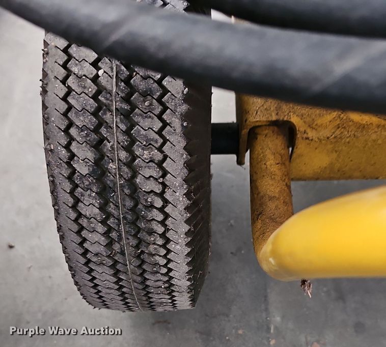 image for item EK5817 Tools