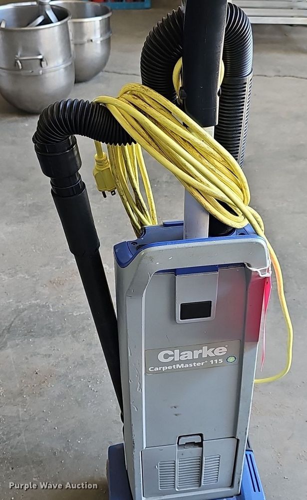 image for item EK5818 Janitorial equipment 