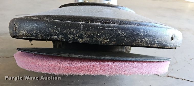 image for item EK5818 Janitorial equipment 