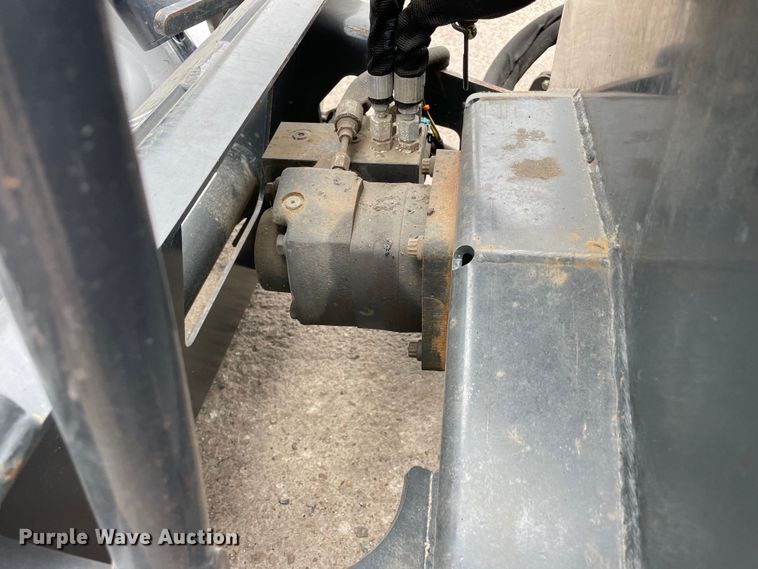 image for item GP9640 2013 Bobcat SBX 240 skid steer snow blower