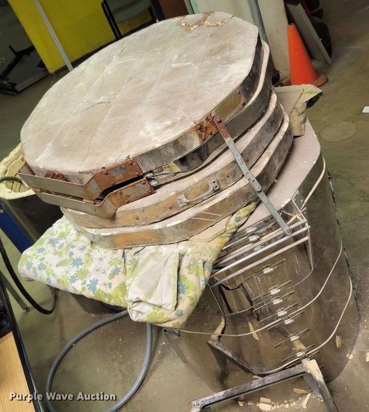 image for item JD9078 (2) kilns