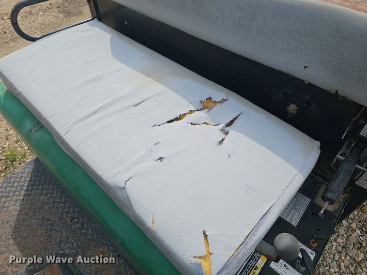 image for item KM9795 1992 Cushman Turf Truckster utility vehicle