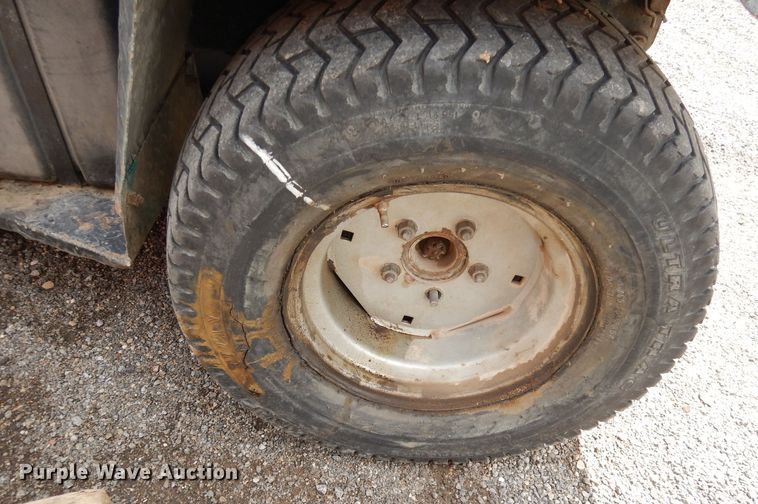 image for item KM9795 1992 Cushman Turf Truckster utility vehicle