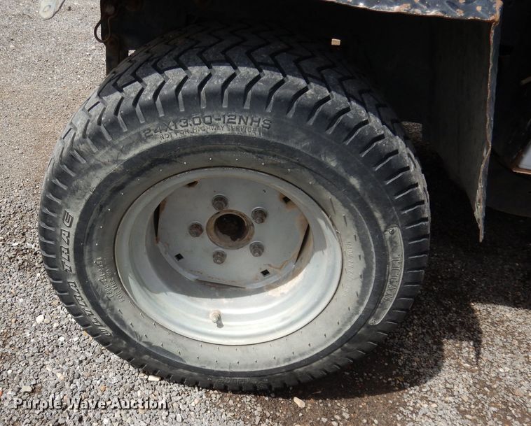 image for item KM9795 1992 Cushman Turf Truckster utility vehicle