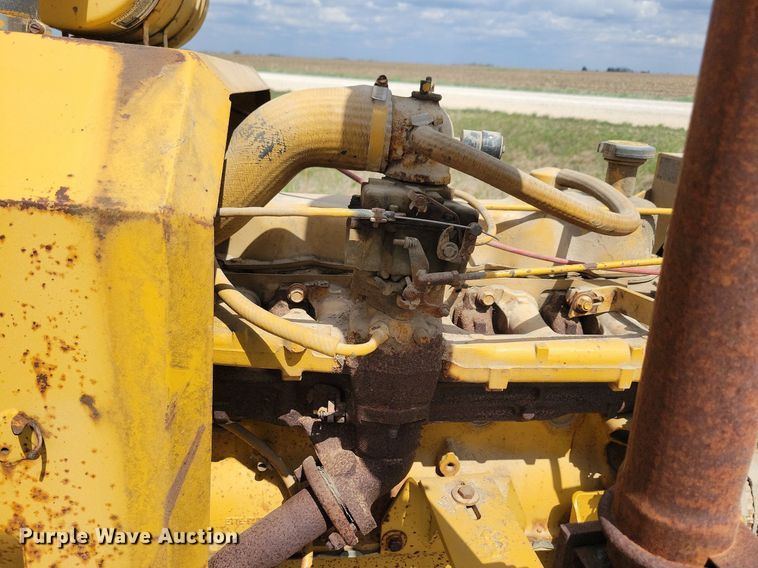 image for item LD9004 1989 Vermeer 1250 wood chipper