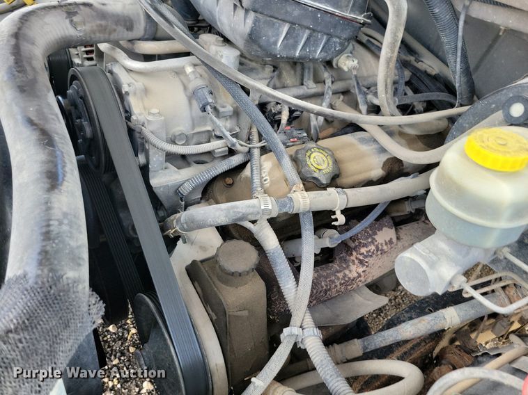 image for item LD9005 1999 Dodge Ram 1500 Quad Cab pickup truck