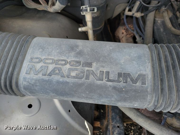 image for item LD9005 1999 Dodge Ram 1500 Quad Cab pickup truck