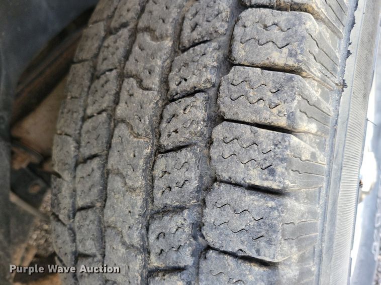 image for item LD9005 1999 Dodge Ram 1500 Quad Cab pickup truck