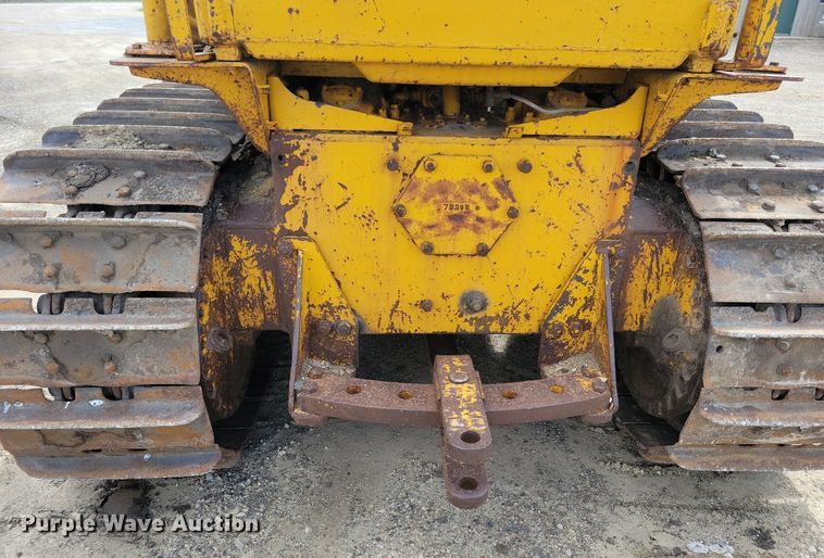 image for item LD9006 Caterpillar  D6 dozer