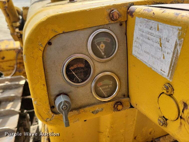 image for item LD9006 Caterpillar  D6 dozer