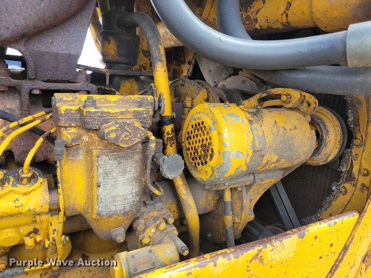 image for item LD9006 Caterpillar  D6 dozer