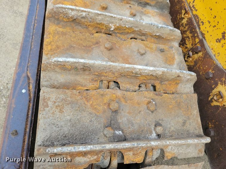 image for item LD9006 Caterpillar  D6 dozer