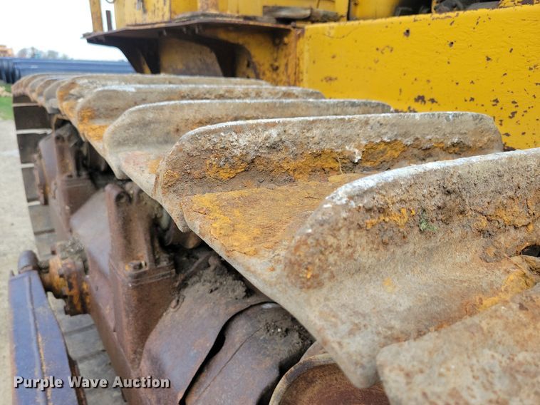 image for item LD9006 Caterpillar  D6 dozer
