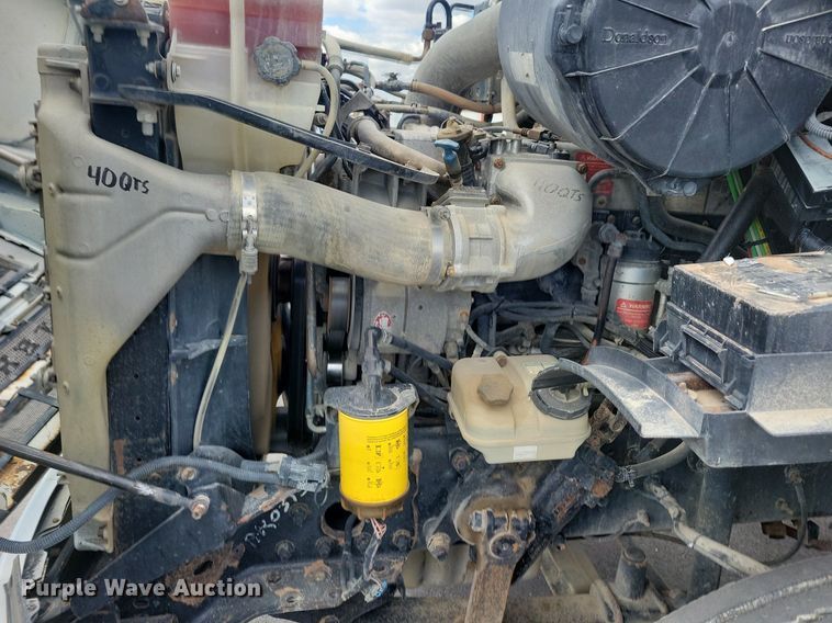 image for item LD9007 2009 Sterling A9500 semi truck